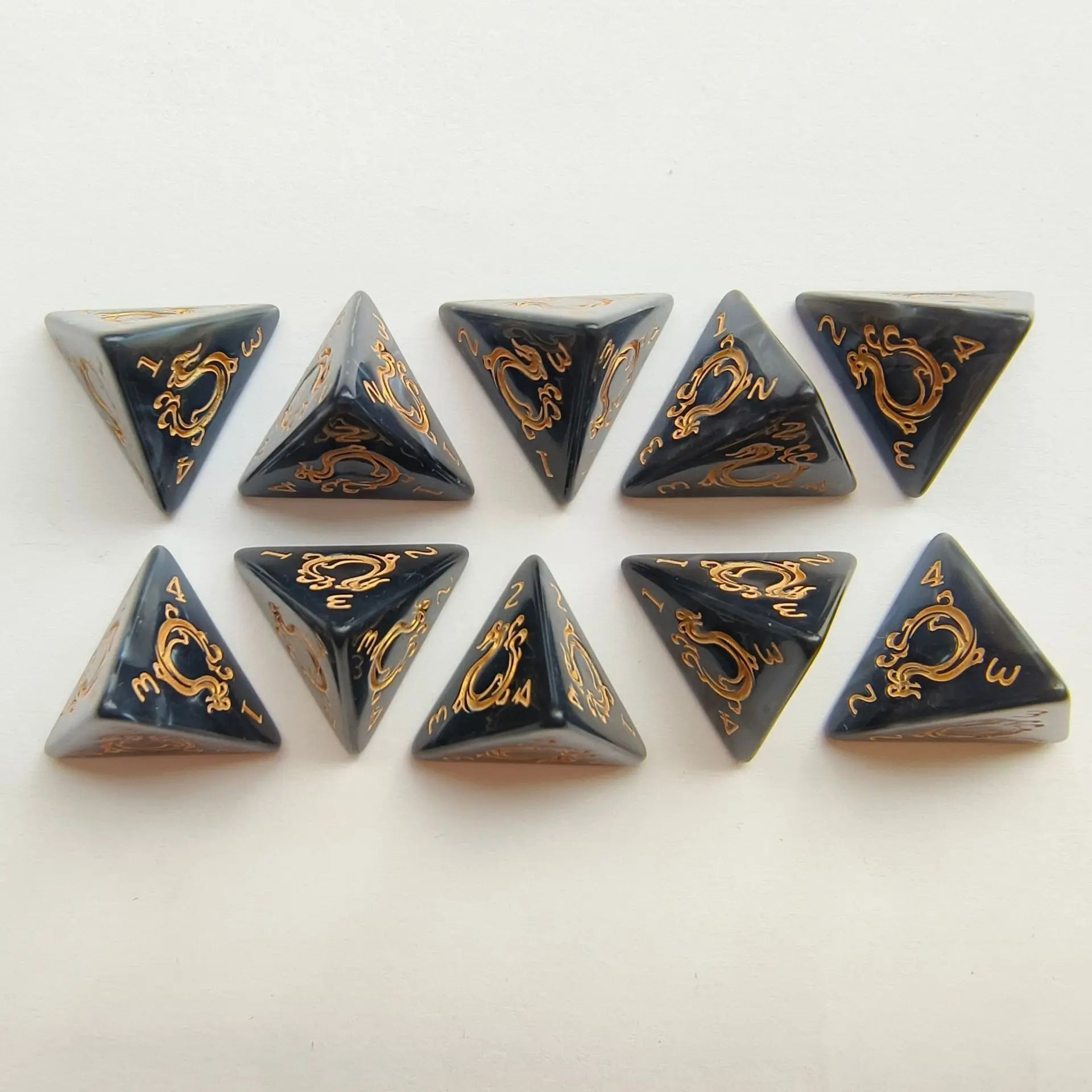 10pcs/set Fashion Dragon Pattern Number Dice Kit Red Green Blue Gold Silver D8/D4 RPG DND Board Game Entertainment DND Dice Set