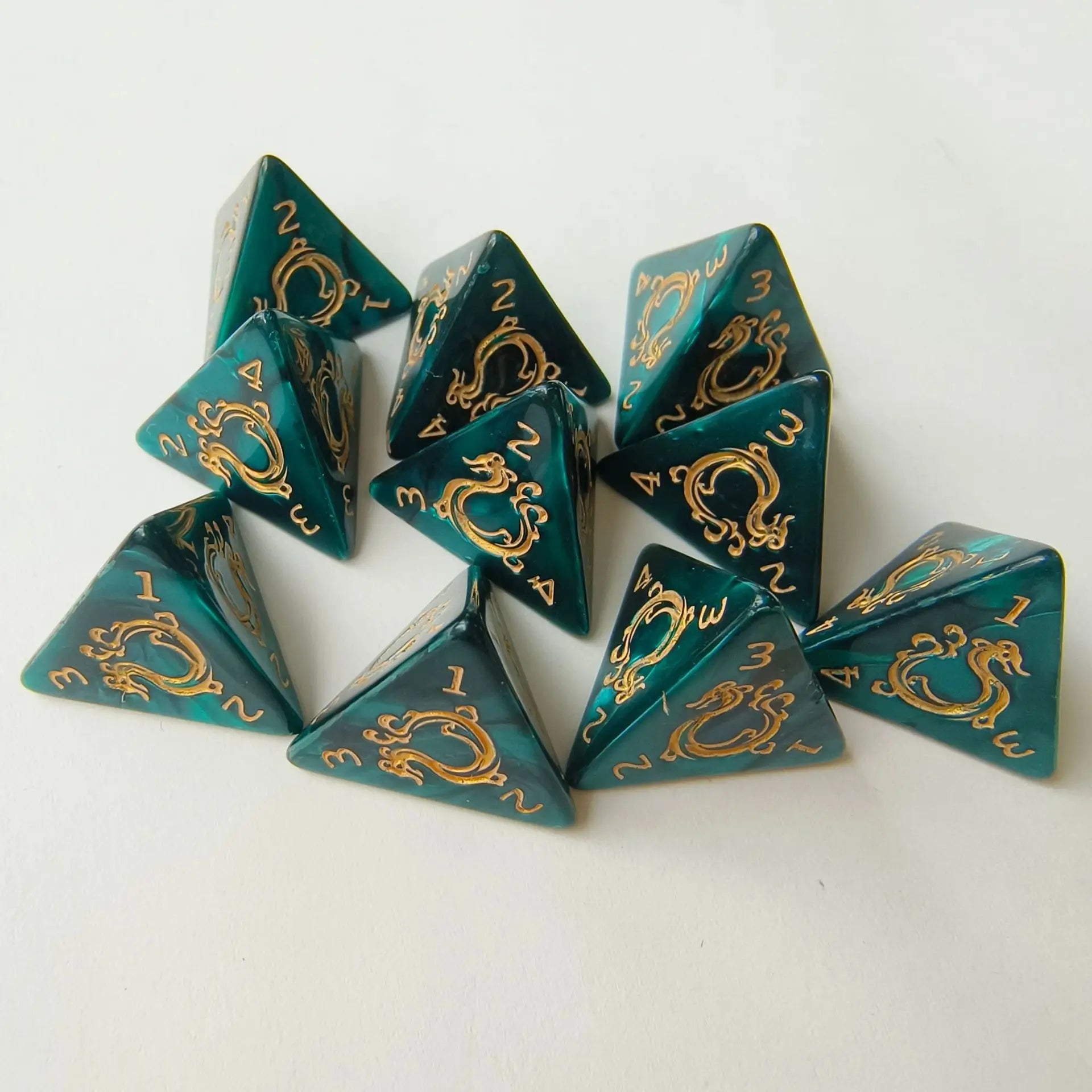 10pcs/set Fashion Dragon Pattern Number Dice Kit Red Green Blue Gold Silver D8/D4 RPG DND Board Game Entertainment DND Dice Set