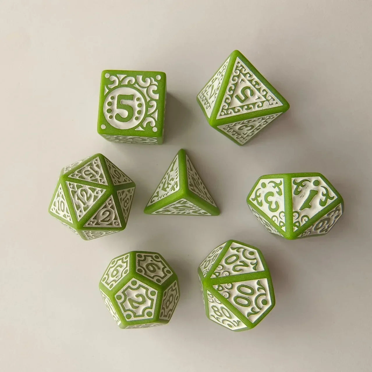 7pcs/set Hollow Acrylic Number Dice for DND Cthulhu COC RPG Board Game Running Team Entertainment Polyhedral Dice DND Dice Set