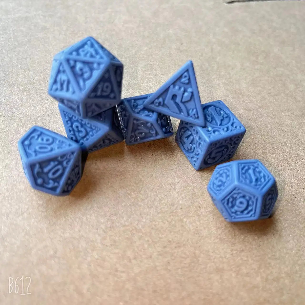 7cs/lot Polyhedral Dice Numbers of D4 D6 D8 D10 D% D12 D20 D&D Dice Set Multi-sided DND RPG TRPG Entertainment Table Games Dice